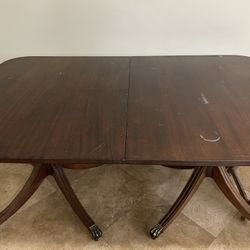 Duncan Phyfe Dining Room Table