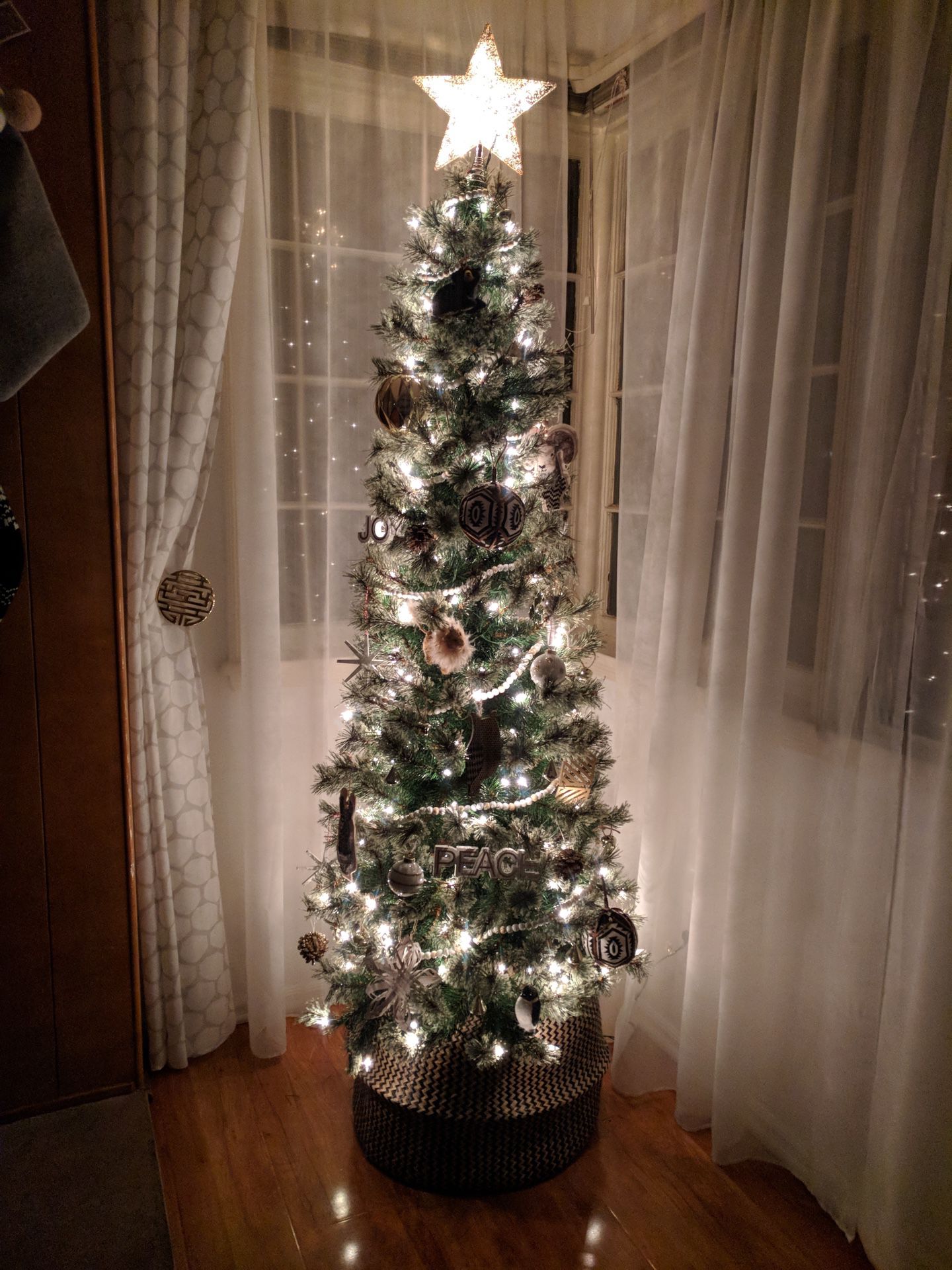 6ft. Prelit Artificial Christmas Tree