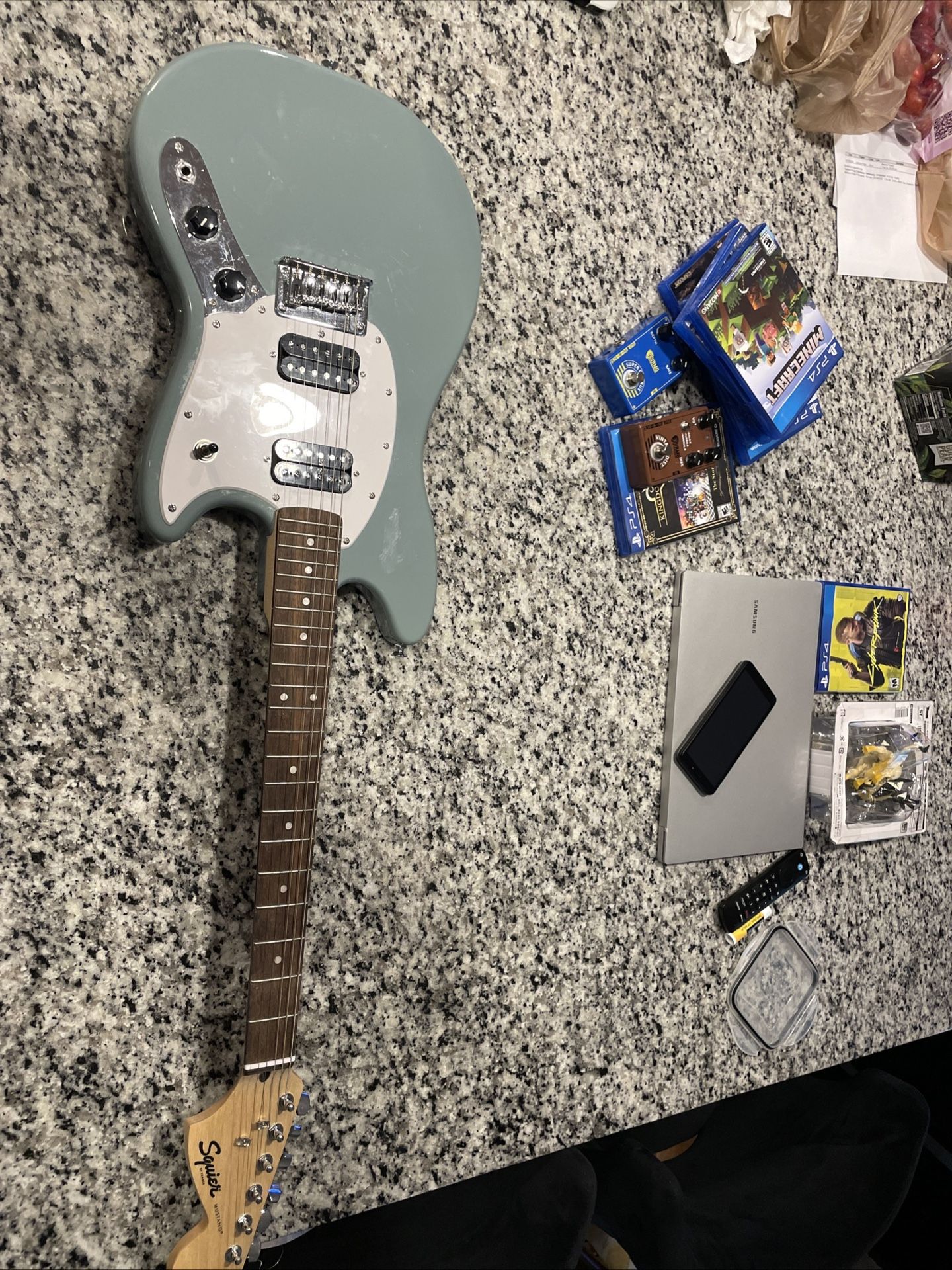 Squier Bullet Mustang Sonic Gray Electric Guitar