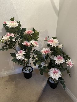Set of 2, artificial flower arrangements (31” tall)