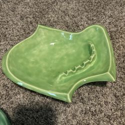 Vintage Mid Century Modern Antique Ceramic Green Ashtray 11” X 9”