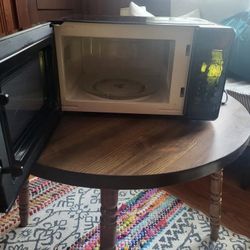 Black Walmart Microwave 