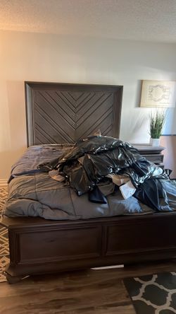 Complete solid wood bedroom set