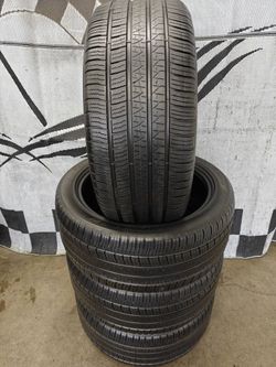 285/40r21 Pirelli Scorpion Zero All Season Tires