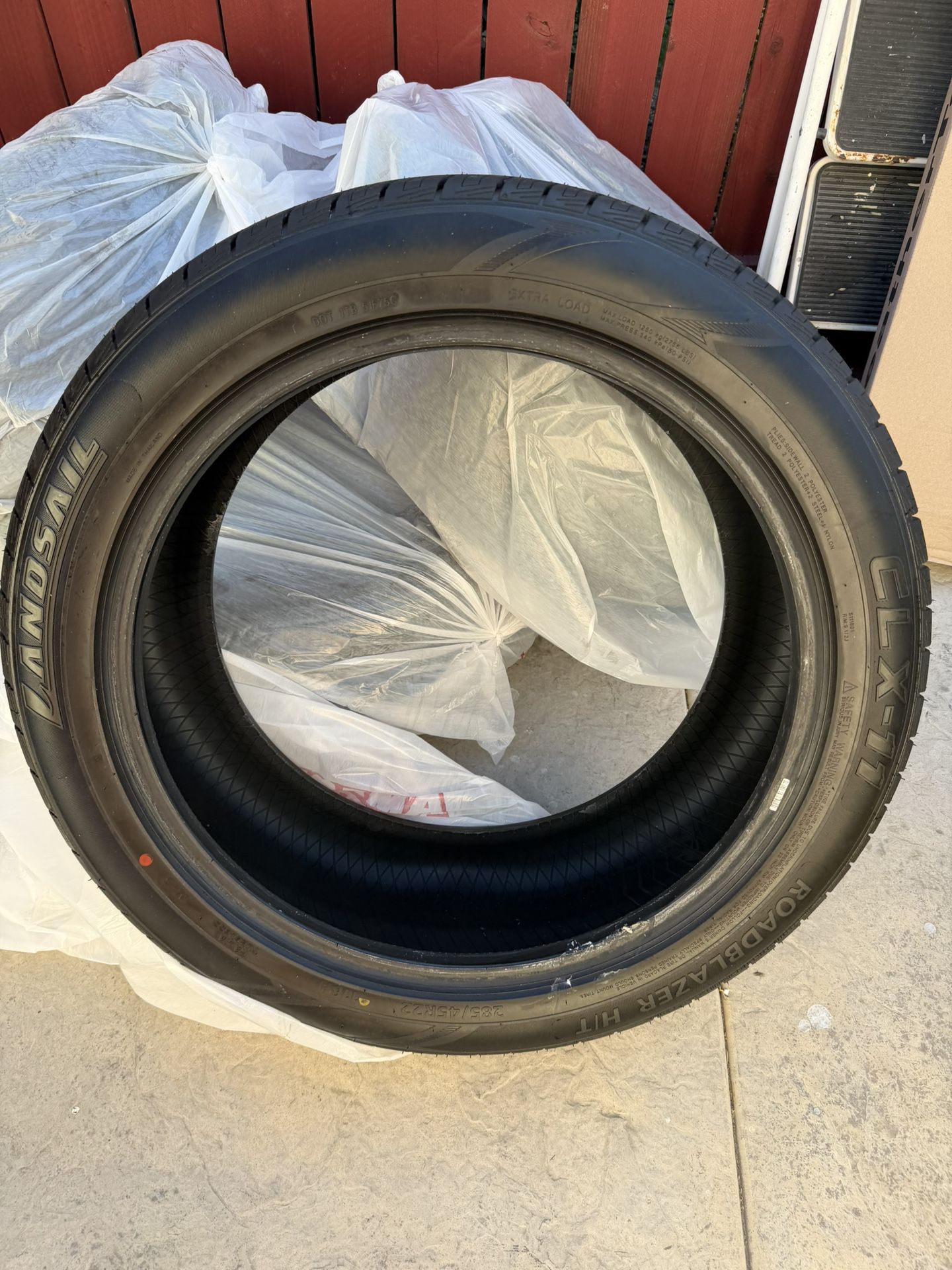 285/45/22 Tires Brand New