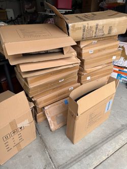 Pallet of animal items $300