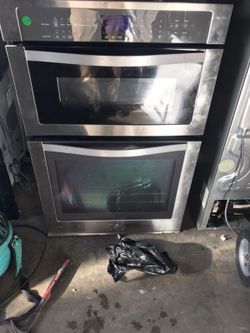 whirlpool combo microwave /oven 27 inches wide