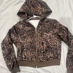 Leapord/cheetah print cropped zip up