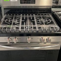 FRIGIDAIRE GCRGAF Gallery Stove Range  BG 