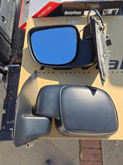 Power Adjust And Heated Side Mirrors