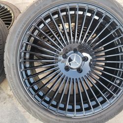 22" New Staggerd ROADFORCE RF30 Wheels & New Tires For MERCEDES BENZ GLS 5.3 AMG 2017-2023