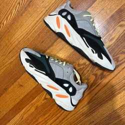 Adidas Yeezy 700 Wave runner Size 9 Men Preloved No Box