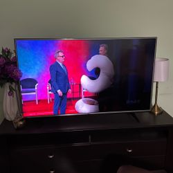LG TV 55”