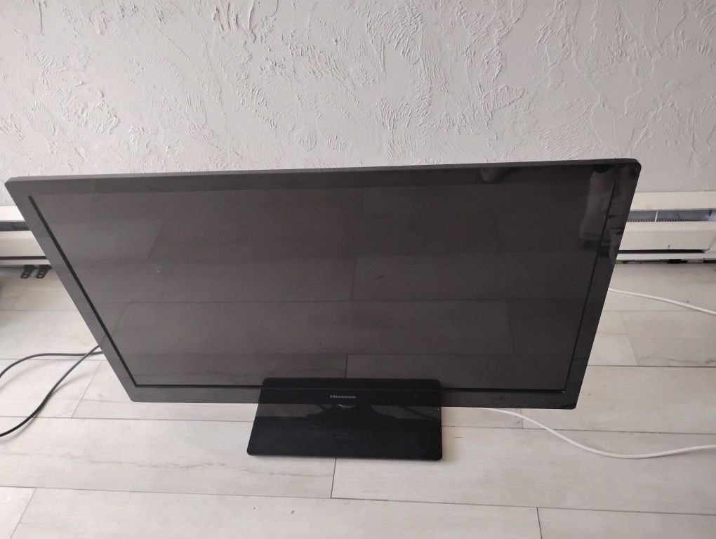 42" Hisense