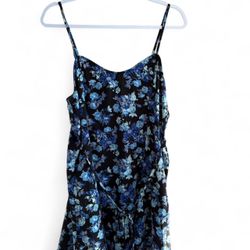 Black and blue floral mini dress with adjustable straps and tie front #floraldress