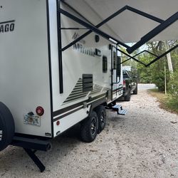 Travel Trailer 18’ 