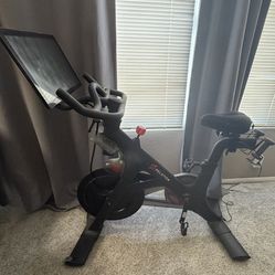 Peloton Bike 