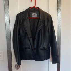 Black fake  leather jacket 