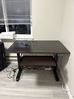 Standing desk FREE