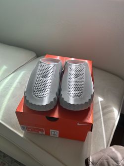 Nike Mind Smoke Grey Size 10 Men’s