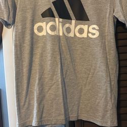 Adidas Tshirt Never Worn Boys Medium 10-12