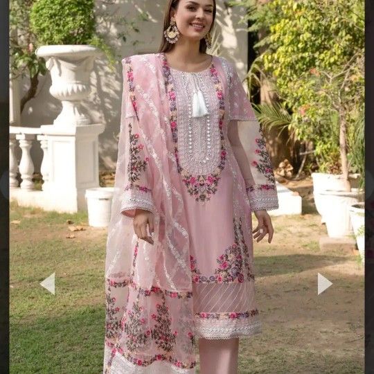 Indian pakistani dresses stitchavailable in M