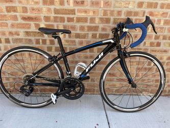 Fuji ace 650 road bike clearance