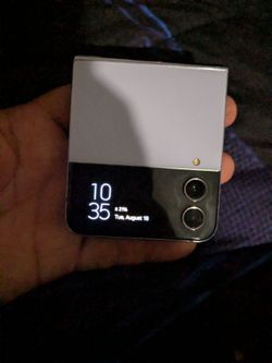 Samsung Galaxy z flip 4