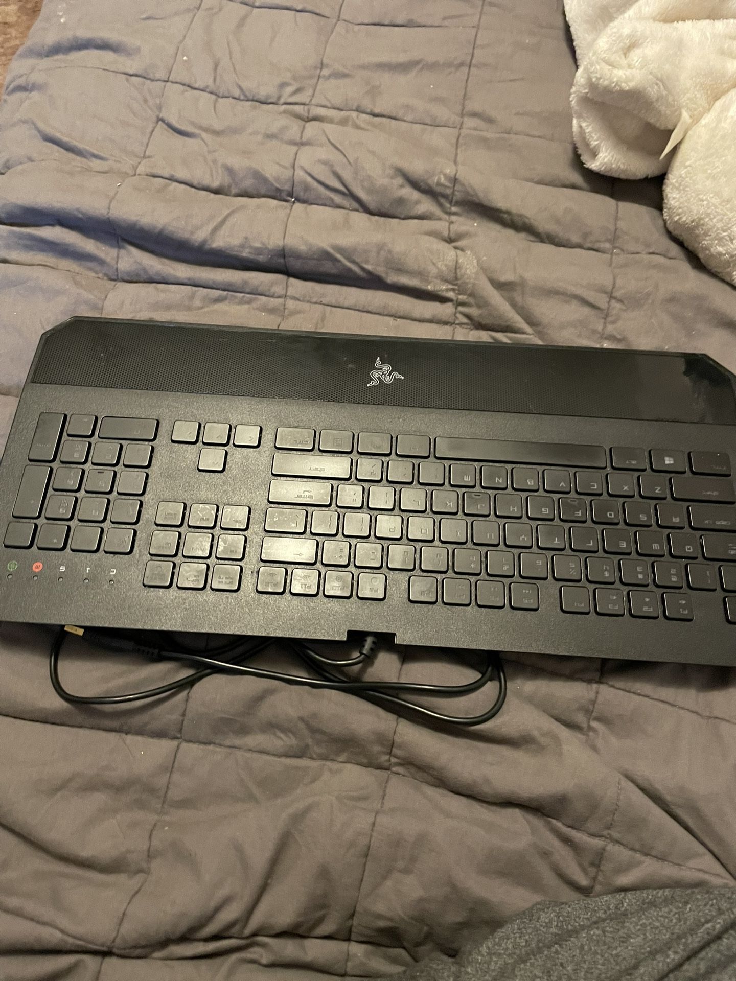 black razer keyboard