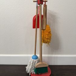 Melissa & Doug Dust Sweep Mop, 6-Pc. Toddler Cleaning Set with Kids Broom & Accessories, Preschool Learning Activities & Kids Toys for Girls & Boys