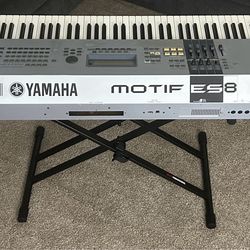Yamaha Motif ES 8