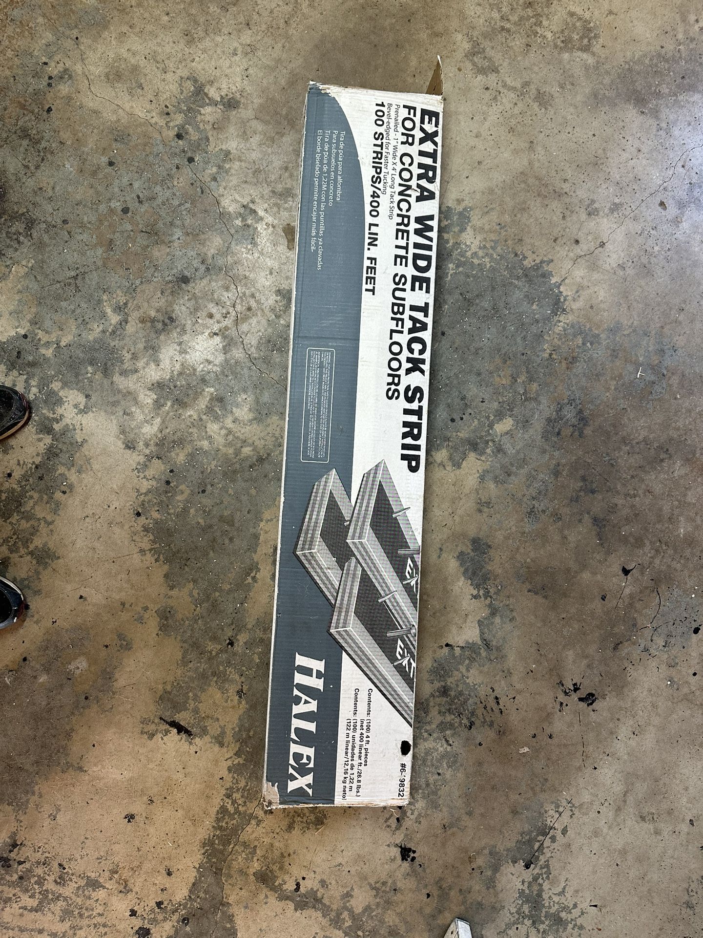 Haley extra wide tack strip for concrete subfloors