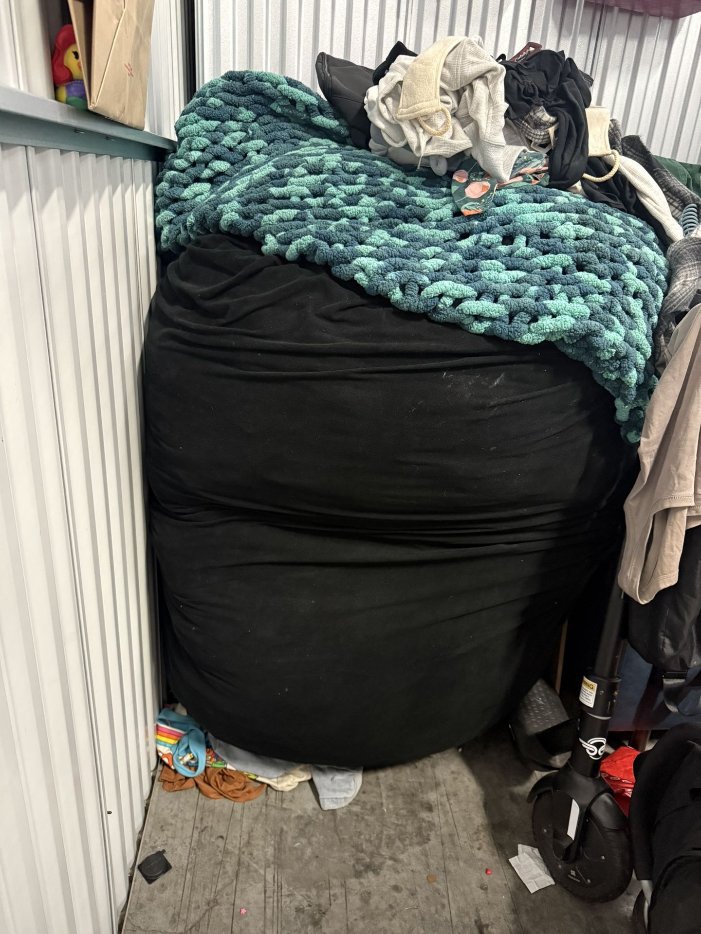 🖤 Huge Memory Foam Bean Bag Chair – Clean & Super Comfortable