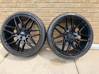 Giovanna Staggered Wheels and Lexani Tires