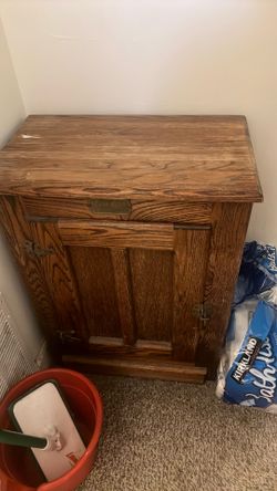 Cabinet storage