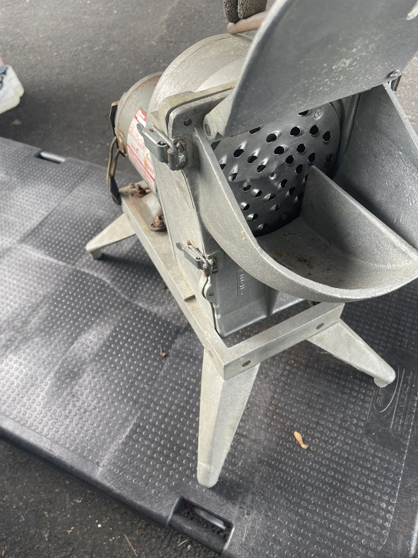 Commercial Cheese Grater