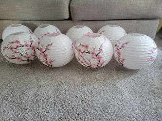 🌸 8pc Cherry Blossom Paper Lanterns – $15