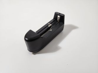 Single Smart Charger For 3.7V Li-ion Rechargeable Battery