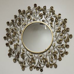 Wall mirror