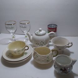 Vintage Belleek And Carrigaline Ireland Teapot Irish Shamrock Glasses St Patrick's Day 10 Piece Lot