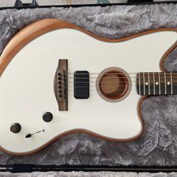 Fender Jazzmaster Acoustasonic