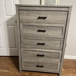Ameriwood 5 Drawer Chest