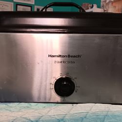 Stone Warner with 17 Basalt Massage Stones 