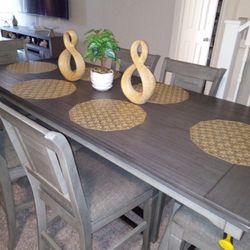 Dinette Table With Six Chairs
