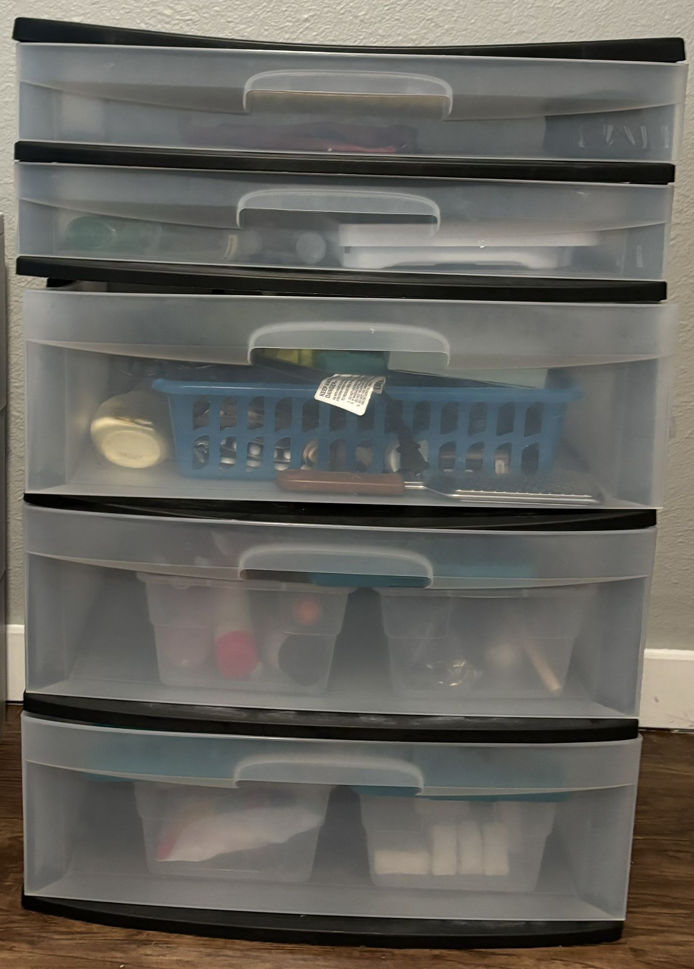 5 Tower Plastic Drawer 