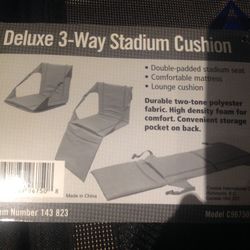 Stadium Seat   3 Way  NEW With Tags