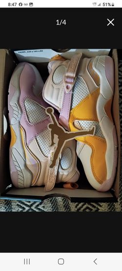 Little Girl's Air Jordans Size 1(Y)