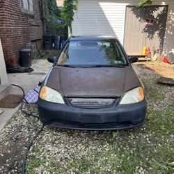 Cars2003 Honda Civic Lot Of New Parts Needs Windshield And Paint Job On Front.. New Front