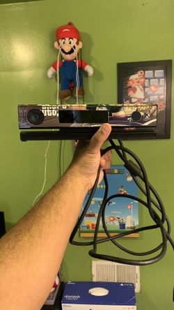 Xbox One Kinect + GTA 5 Skin