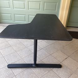 Desck Black 
